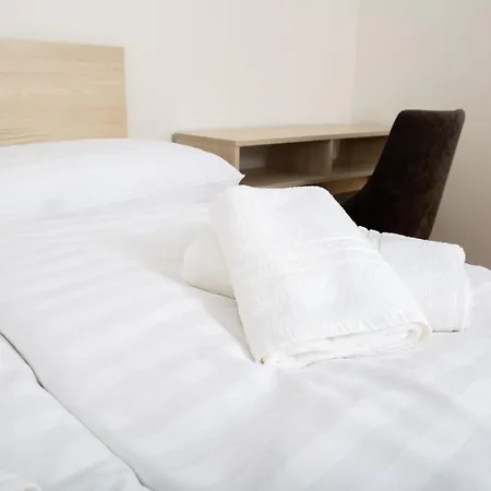 Dalgona Apartma Godler, *